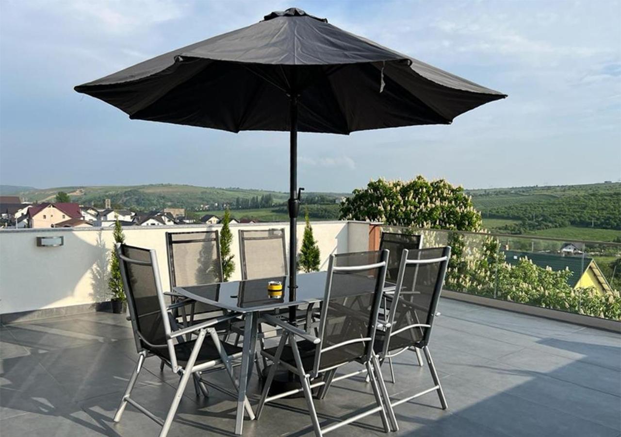 Penthouse Luxury Fălticeni Exterior photo